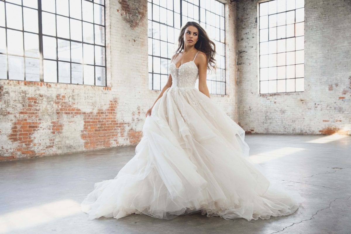 lovely bride louvienne luna