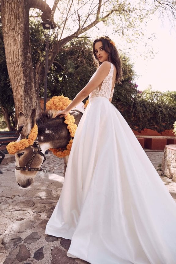 lovely bride tara lauren freya with gitana 2