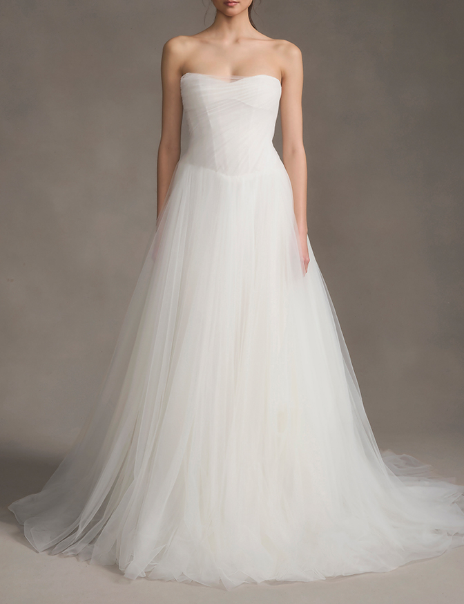 Alexandra Grecco Vienne w/o Lace